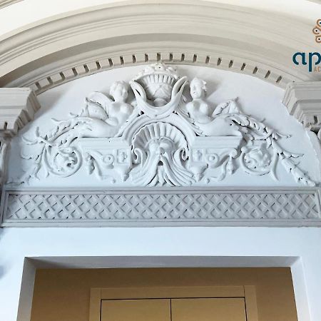 The Gorgeous By Apulia Accommodation Bari Extérieur photo