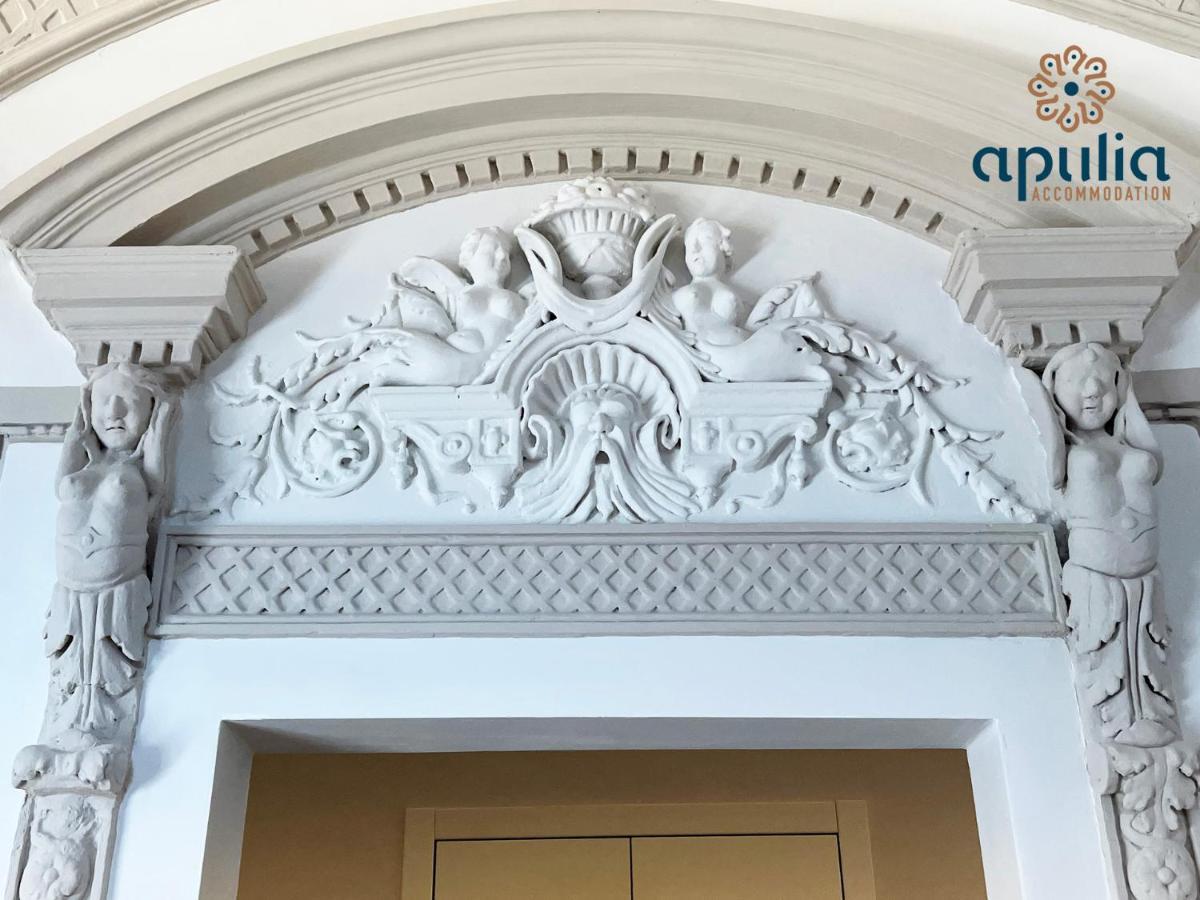 The Gorgeous By Apulia Accommodation Bari Extérieur photo